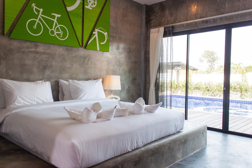 The Bike Loft Family Hostel HHQ Esterno foto