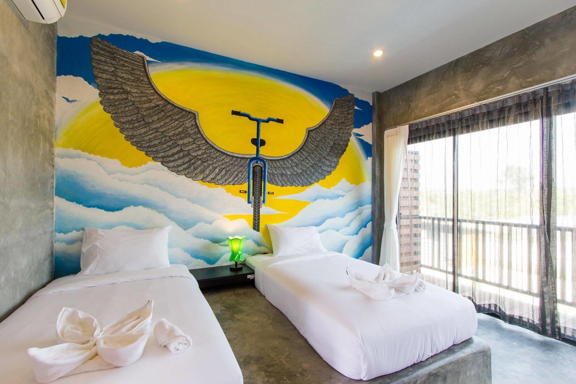 The Bike Loft Family Hostel HHQ Esterno foto
