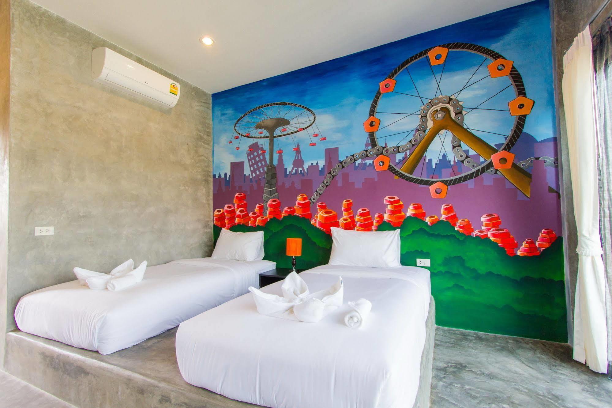 The Bike Loft Family Hostel HHQ Esterno foto