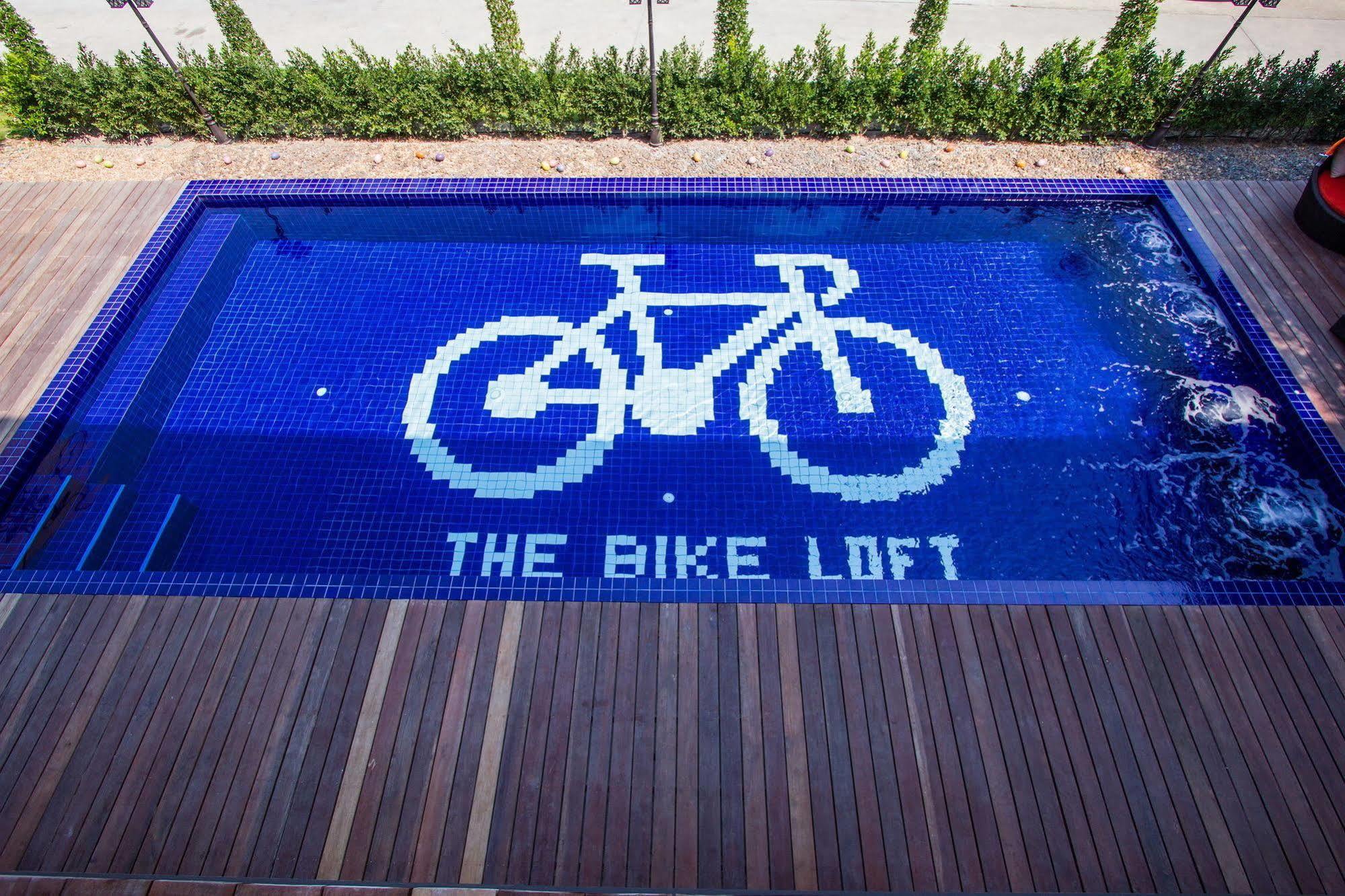 The Bike Loft Family Hostel HHQ Esterno foto